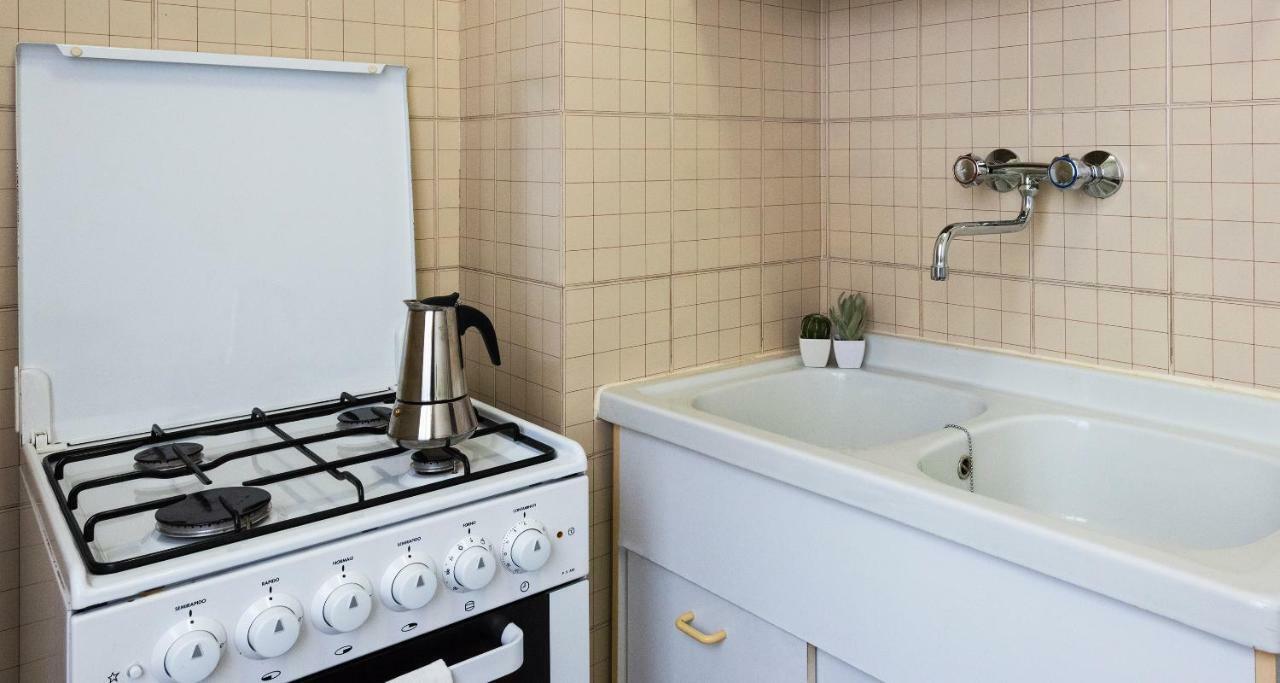 Joivy Welcoming 1Br Apt Next To Villa Olmo كومو المظهر الخارجي الصورة