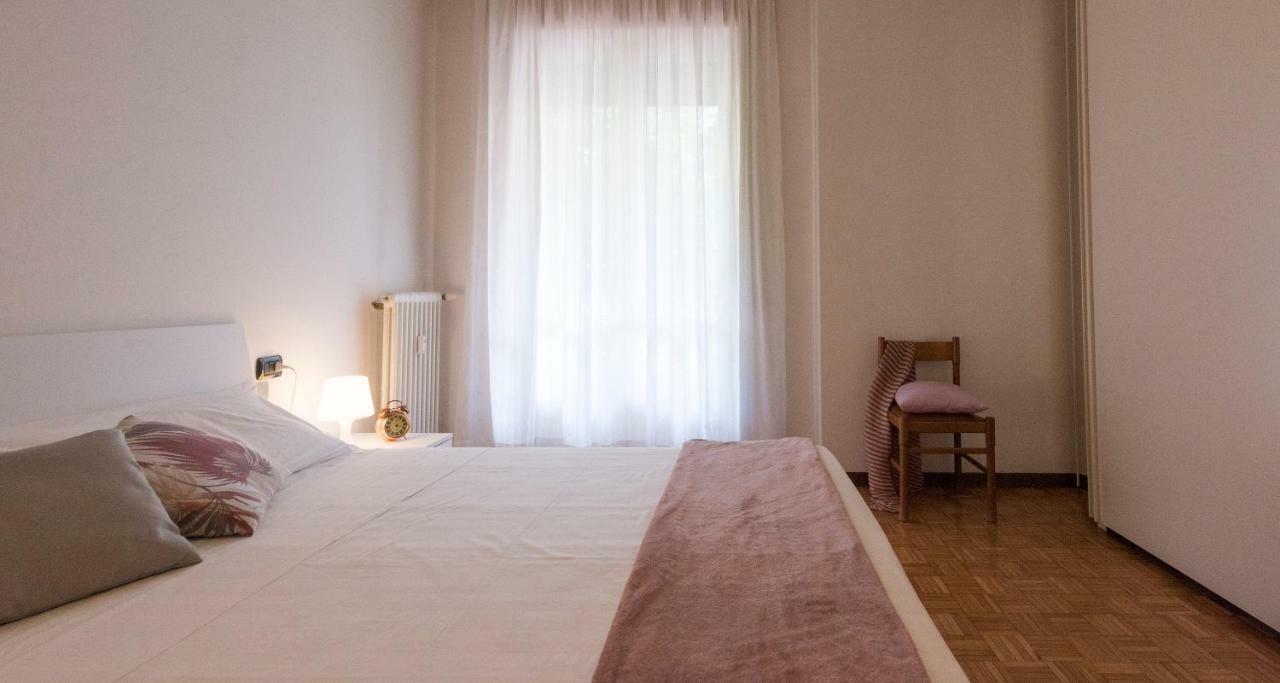 Joivy Welcoming 1Br Apt Next To Villa Olmo كومو المظهر الخارجي الصورة