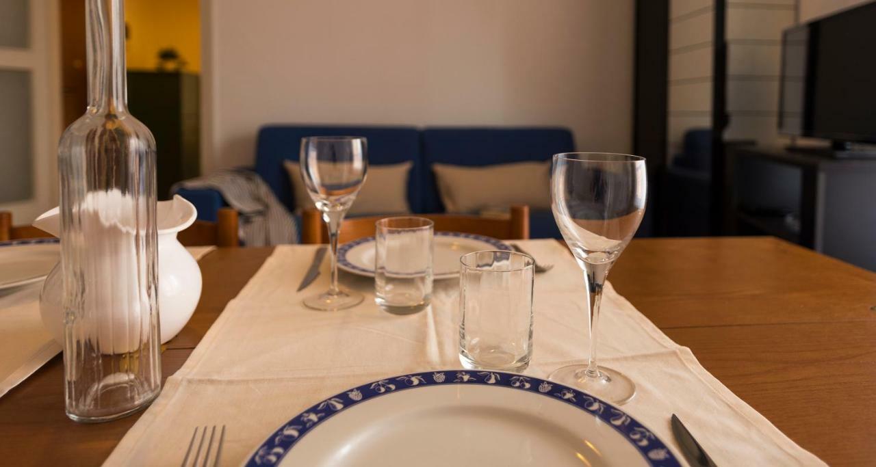 Joivy Welcoming 1Br Apt Next To Villa Olmo كومو المظهر الخارجي الصورة