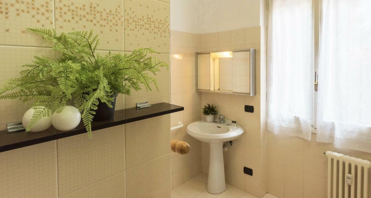 Joivy Welcoming 1Br Apt Next To Villa Olmo كومو المظهر الخارجي الصورة